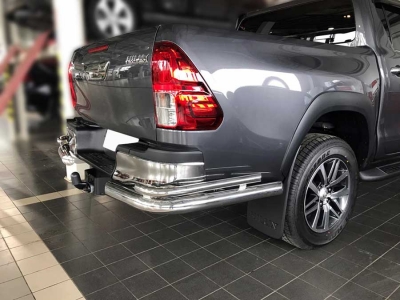 Защита заднего бампера "уголки" d-76+43 для Toyota Hilux VIII Рестайлинг 2020 – н.в.