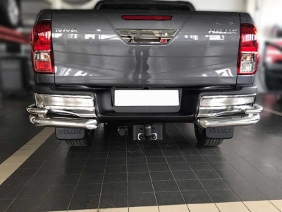 Защита заднего бампера "уголки" d-76+43 для Toyota Hilux VIII Рестайлинг 2020 – н.в.